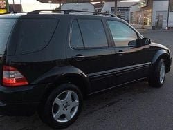 Schwarz Gebraucht 2002 Mercedes ML55 AMG AMG SUV | 7.500 €