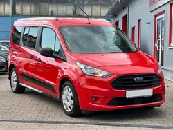 Rot Gebraucht 2019 Ford Tourneo Van / Kleinbus | 16.995 € (Etwas zu teuer)