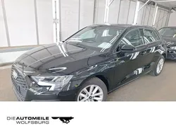 Mythosschwarz metallic (metallic) Gebraucht 2023 Audi A3 Sportback Limousine | 24.290 € (Guter Preis)
