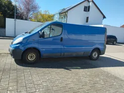 Blau Gebraucht 2008 Opel Vivaro Van | 4.600 €