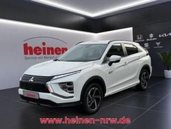 Weiß Gebraucht 2022 Mitsubishi Eclipse Cross Plus SUV | 23.899 € (Guter Preis)