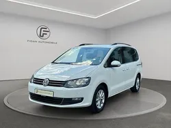 Weiß Gebraucht 2015 VW Sharan Comfortline Van / Kleinbus | 12.990 € (Fairer Preis)