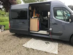 Blau Gebraucht 2012 Opel Movano Van | 24.500 €