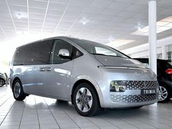 Silber Gebraucht 2023 Hyundai Staria Van | 33.480 €