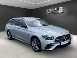 Hightechsilber metallic (metallic) Gebraucht 2021 Mercedes E300 AMG Kombi | 31.700 € (Guter Preis)