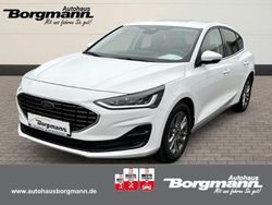 Weiss Gebraucht 2024 Ford Focus Limousine | 19.690 € (Superpreis)
