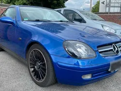 Blau Gebraucht 1999 Mercedes SLK200 Cabrio | 2.800 €