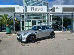 Melting silver iii Gebraucht 2024 Mini Cooper Essential Kleinwagen | 23.880 € (Fairer Preis)