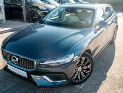 Blau Gebraucht 2021 Volvo V60 Inscription Kombi | 27.999 € (Guter Preis)