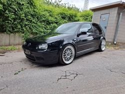 Schwarz Gebraucht 2001 VW Golf IV GTI Limousine | 15.999 €