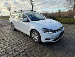 Weiß Gebraucht 2019 VW Golf VII Comfortline Kombi | 7.370 € (Superpreis)