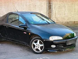 Schwarz Gebraucht 2000 Opel Tigra Sport Coupé | 300 € (Fairer Preis)