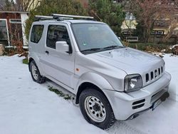 Silber Gebraucht 2010 Suzuki Jimny SUV | 7.500 € (Superpreis)