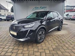 Schwarz (metallic) Gebraucht 2021 Peugeot 2008 Allure SUV | 18.990 € (Fairer Preis)