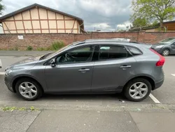 Grau Gebraucht 2015 Volvo V40 CC Linje You! Kombi | 14.750 € (Fairer Preis)