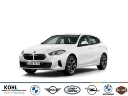 Weiss Neu 2025 BMW 120 Kleinwagen | 32.900 € (Superpreis)