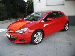 Rot Gebraucht 2014 Opel Astra GTC Coupé | 4.650 € (Superpreis)
