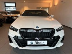 Mineralweiß metallic Neu 2025 BMW i5 M Sport Limousine | 71.729 € (Superpreis)