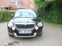 Schwarz Gebraucht 2010 Skoda Yeti Ambition SUV | 6.300 € (Guter Preis)