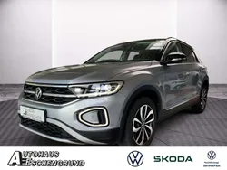 Pyrit silber metallic schwarz Gebraucht 2023 VW T-Roc Style SUV | 27.689 € (Fairer Preis)