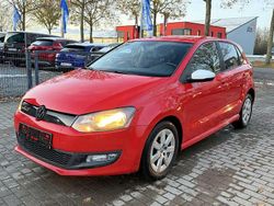 Flashrot Gebraucht 2013 VW Polo Trendline Kleinwagen | 3.390 € (Fairer Preis)