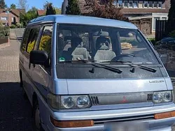 Blau Gebraucht 1994 Mitsubishi L300 Van / Kleinbus | 6.500 €