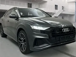 Daytonagrau perleffekt Gebraucht 2018 Audi Q8 S-Line SUV | 58.999 €