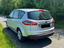 Silber Gebraucht 2013 Ford S-MAX S Van / Kleinbus | 6.999 € (Guter Preis)