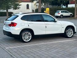 Weiß Gebraucht 2010 BMW X1 SUV | 9.000 € (Guter Preis)
