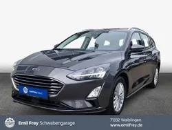 Grau Gebraucht 2022 Ford Focus Titanium Kombi | 18.330 € (Guter Preis)