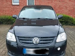 Schwarz Gebraucht 2011 VW Fox Kleinwagen | 3.599 € (Teuer)