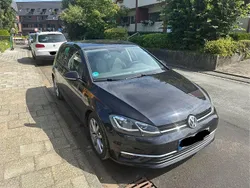 Schwarz Gebraucht 2017 VW Golf VII Highline Limousine | 12.400 € (Guter Preis)