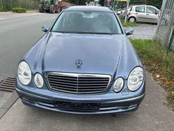 Blau Gebraucht 2003 Mercedes E220 Kombi | 2.100 € (Guter Preis)