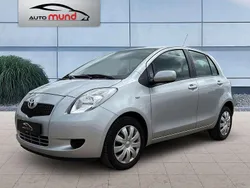 Silber Gebraucht 2007 Toyota Yaris Sol Kleinwagen | 8.980 € (Teuer)