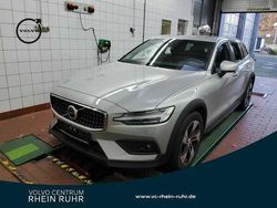 Gebraucht 2023 Volvo V60 CC Kombi | 38.950 € (Fairer Preis)