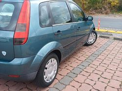 Grün Gebraucht 2003 Ford Fiesta Kleinwagen | 2.450 € (Etwas zu teuer)