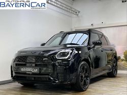 Midnight schwarz metallic Gebraucht 2025 Mini John Cooper Works Kleinwagen | 39.789 € (Etwas zu teuer)