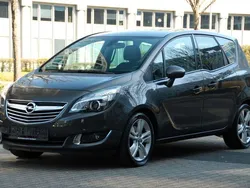 Grau Gebraucht 2015 Opel Meriva Innovation Van / Kleinbus | 8.490 € (Fairer Preis)