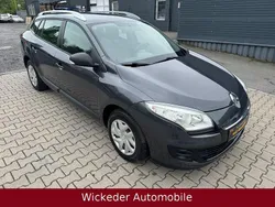 Grau Gebraucht 2012 Renault Mégane GrandTour Kombi | 3.890 € (Fairer Preis)