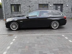 Schwarz Gebraucht 2014 BMW 530 Kombi | 13.600 € (Fairer Preis)