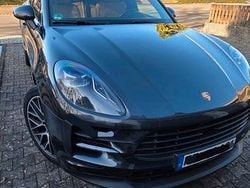 Grau Gebraucht 2019 Porsche Macan S SUV | 38.900 € (Guter Preis)
