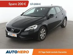 Schwarz Gebraucht 2018 Volvo V40 Momentum Kombi | 16.200 € (Fairer Preis)