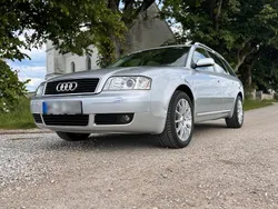 Silber Gebraucht 2005 Audi A6 Kombi | 3.100 €