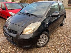 Night time black Gebraucht 2009 Toyota Yaris Cool Kleinwagen | 1.950 € (Superpreis)