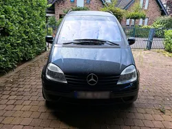 Schwarz Gebraucht 2003 Mercedes Vaneo Van / Kleinbus | 1.200 € (Superpreis)