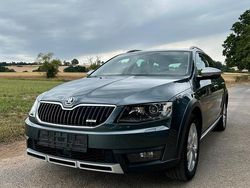 Grau Gebraucht 2016 Skoda Octavia Kombi | 17.100 € (Etwas zu teuer)