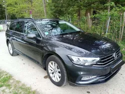 Grau Gebraucht 2020 VW Passat Business Kombi | 21.000 € (Guter Preis)