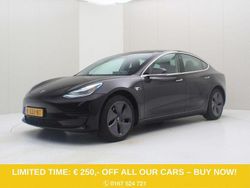 Schwarz Gebraucht 2020 Tesla Model 3 Standard Range Limousine | 18.900 € (Guter Preis)