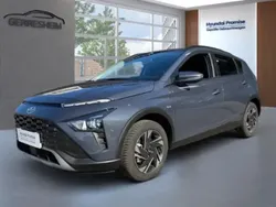 Aurora grey / met Gebraucht 2024 Hyundai Bayon Trend SUV | 20.687 € (Fairer Preis)