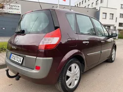 Violet Gebraucht 2005 Renault Scénic II Van / Kleinbus | 2.450 € (Fairer Preis)